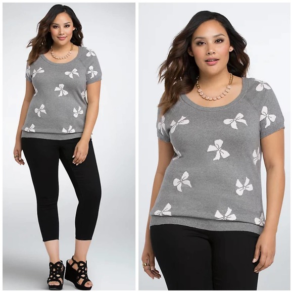 torrid Tops - Torrid Bow Print Pullover Sweater Top